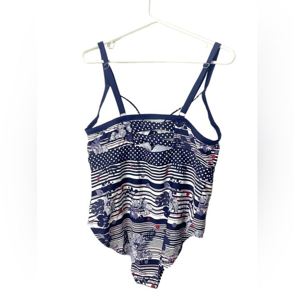 🆕Marie Claire Boutique - Polkadot one piece swimsuit - Picture 2 of 8